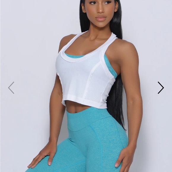 Bombshell Ribbed Crop Tank - Picture 2 of 6